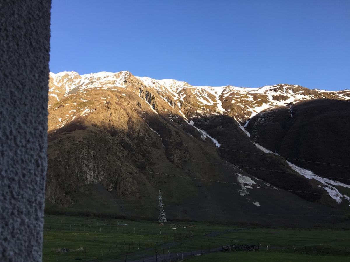 Hotel Arte In Kazbegi Exteriér fotografie