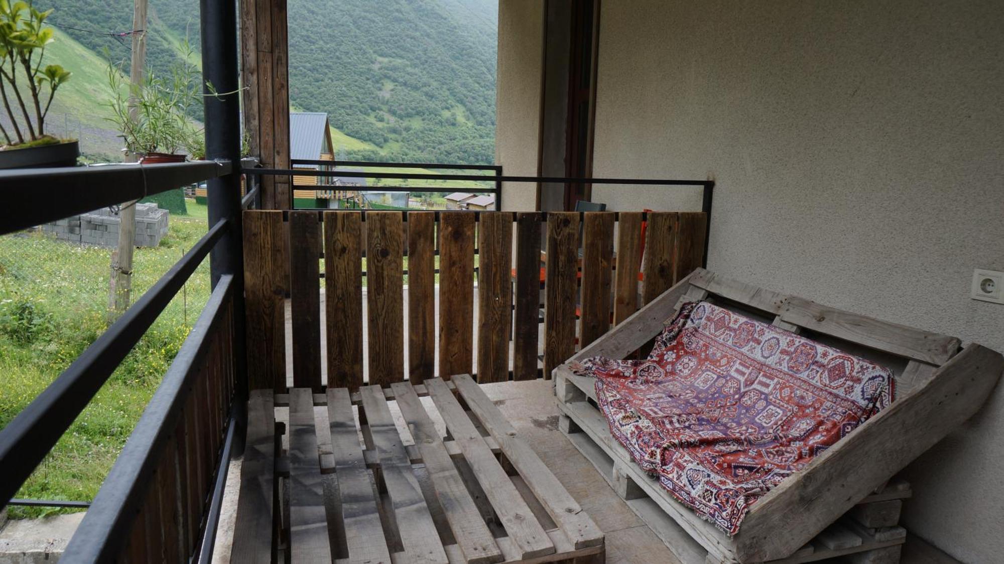 Hotel Arte In Kazbegi Exteriér fotografie