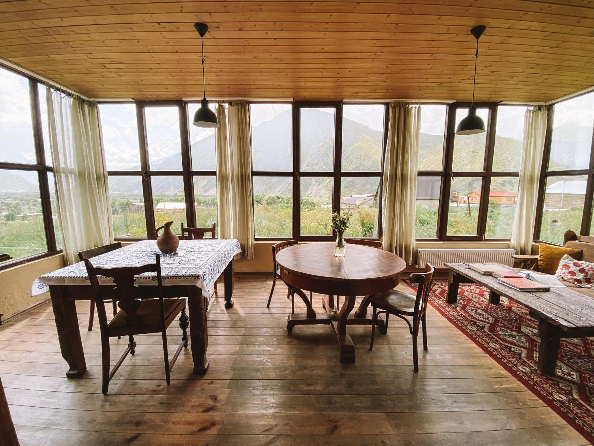 Hotel Arte In Kazbegi Exteriér fotografie