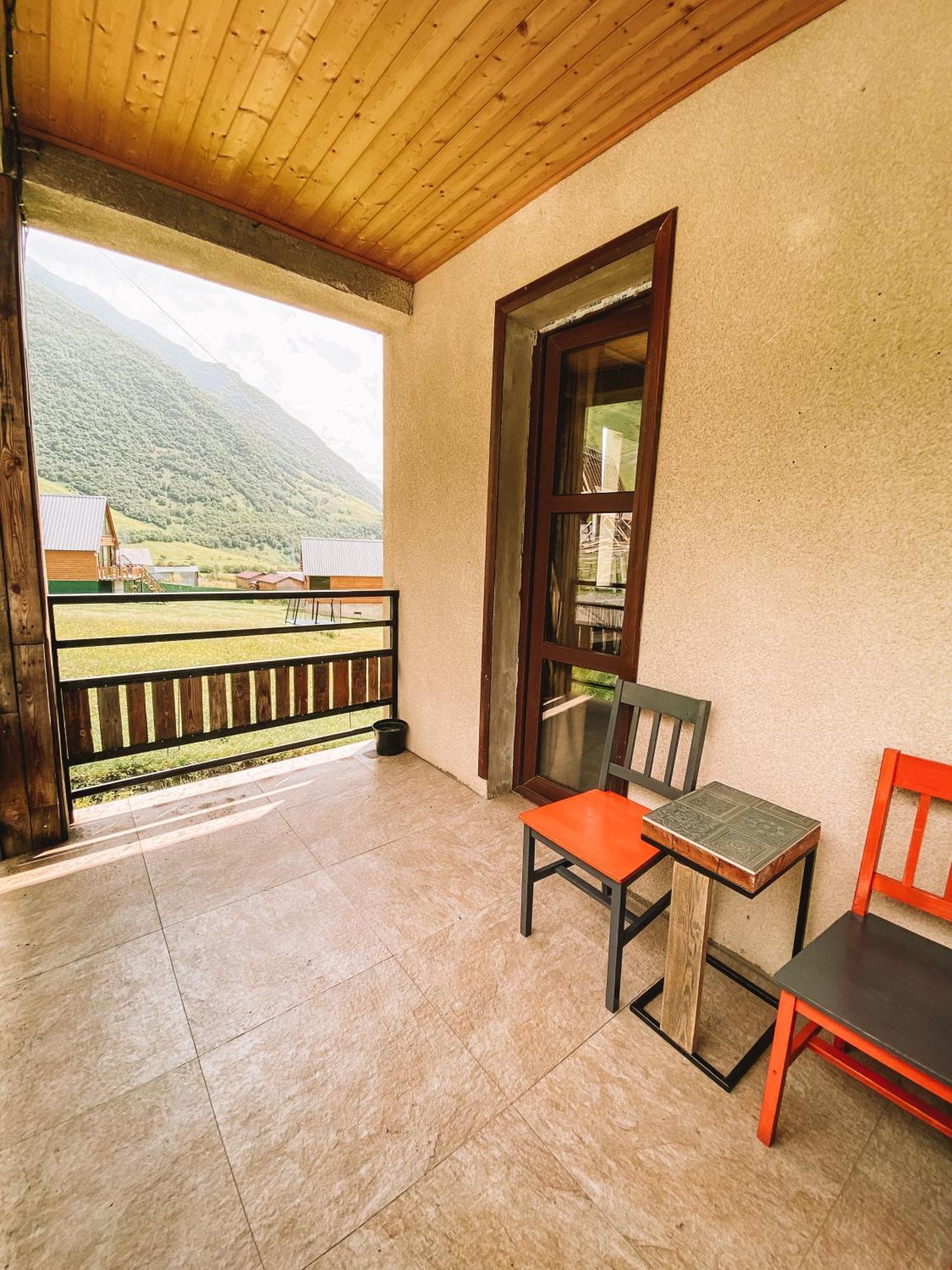 Hotel Arte In Kazbegi Exteriér fotografie