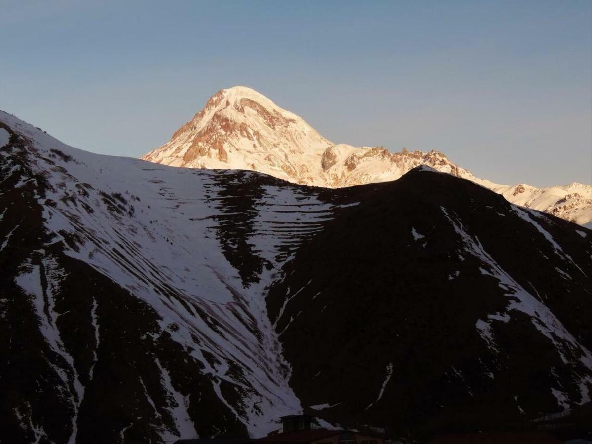 Hotel Arte In Kazbegi Exteriér fotografie